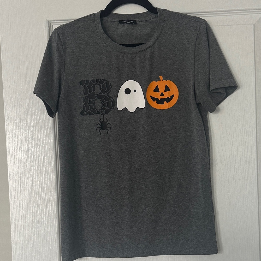 Gray Halloween Tee